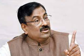 Forest and Cultural Affairs Minister Sudhir Mungantiwar