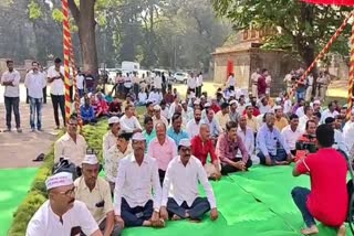 shivsena-protest-high-alert-on-karnataka-border