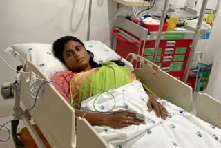 Hyderabad Police arrest Y S Sharmila during her Indefinite Fast