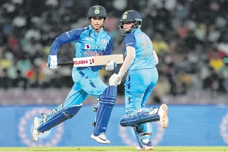india vs australia women's cricket match