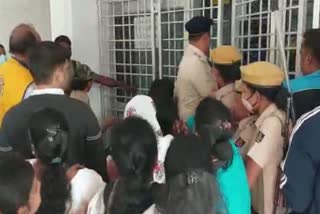 LAWYER AND POLICE CLASHES in sambalpur
