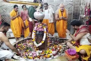 anupam kher visit baba mahakal temple