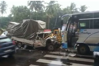 Sabarimala pilgrims from Karnataka meet with accident in Kerala