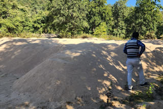 Dump Illegal Sand Seized