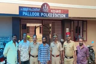 Kannur electronics shop theft case  Accused caught from delhi  Pallur police arrested accused in theft  kerala news  malayalam news  kannur crime news  മോഷണം  മോഷണക്കേസിലെ പ്രതിയെ പിടികൂടി  കേരള വാർത്തകൾ  മലയാളം വാർത്തകൾ  പള്ളൂർ പൊലീസ്  ഇലക്‌ട്രോണിക്‌സ്‌ ഷോപ്പുകളിൽ ഷട്ടർ തകർത്ത് കളവ്  കണ്ണൂരിൽ മോഷണം നടത്തിയ പ്രതി  പിടികിട്ടാപ്പുള്ളി