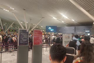 Long Queue at KIAL Immigration