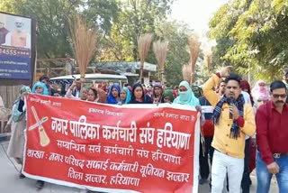 safai-karamchari-protest-in-jhajjar