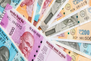 Rupee falls 4 paise to 82.64 against US dollar