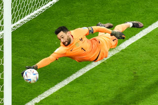 most world cup matches appeared goal keeper  hugo lloris  manuel neuer  hugo lloris equalized record with manuel neuer  hugo lloris record  ഹ്യൂഗോ ലോറിസ്  മാനുവല്‍ ന്യൂയര്‍  ലോകകപ്പ് കൂടുതല്‍ മത്സരം കളിച്ച ഗോള്‍ കീപ്പര്‍  ഫ്രാന്‍സ്  ഖത്തര്‍ ലോകകപ്പ് റെക്കോഡ്