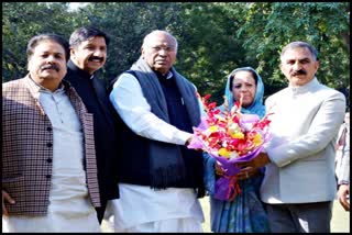 CM Sukhvinder Singh Sukhu meet Mallikarjun kharge