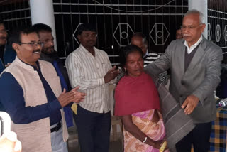 Khunti Chief Justice distributed blankets to poor