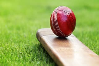 ranji trophy  kerala vs jharkhand  kerala beat jharkhand in ranji trophy  ര‍ഞ്‌ജി ട്രോഫി  കേരളം vs ജാര്‍ഖണ്ഡ്  സഞ്‌ജു സാംസണ്‍  sanju samson  വൈശാഖ് ചന്ദ്രന് അഞ്ച് വിക്കറ്റ്  Jalaj Saxena  Vaisakh Chandran  Akshay Chandran  അക്ഷയ്‌ ചന്ദ്രന്‍  ജലജ് സക്‌സേന