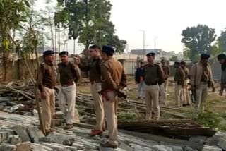 भागलपुर में जमीन विवाद को लेकर गोलीबारी मामले की जांच में पहुंची पुलिस