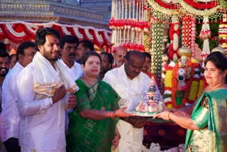 srinivasa-kalyana-mahotsa-by-h-d-kumaraswamy-in-ramanagar