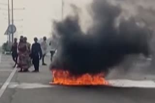 car fire in bellary