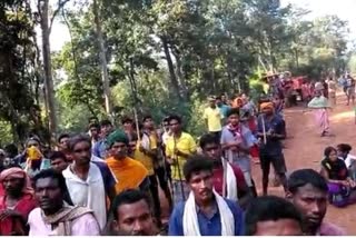 Tribals protest to open police camp Narayanpur