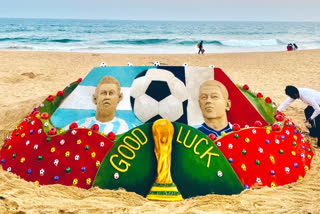 ARG vs FRA: Sand artist Sudarshan pattnaik creates sand art with good luck message