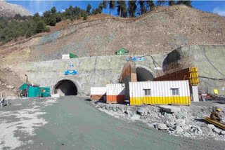 Z-Morh Tunnel in Sonmarg closed for safety reasons; tourism faces slump