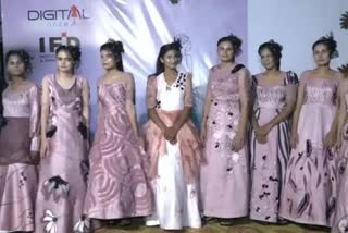 blind girls fashion show
