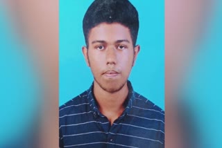 football  Boy collapsed and died  World Cup victory celebration  World Cup victory celebration in kollam  Boy collapsed and died in kollam  16കാരന്‍ കുഴഞ്ഞ് വീണ് മരിച്ചു  16 കാരന്‍ കുഴഞ്ഞ് വീണ് മരിച്ചു  കൊല്ലം ജില്ല ആശുപത്രി  അര്‍ജന്‍റീന  കൊല്ലം വാര്‍ത്തകള്‍  കൊല്ലം ജില്ല വാര്‍ത്തകള്‍  കൊല്ലം പുതിയ വാര്‍ത്തകള്‍  kollam news updates  latest news in kollam