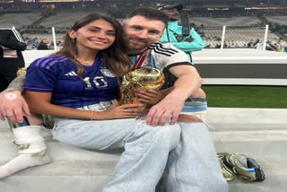 Lionel Messi wife Antonela Roccuzzo  Lionel Messi  Antonela Roccuzzo  FIFA World Cup 2022  Argentina vs France  अर्जेंटीना और फ्रांस  फीफा विश्व कप 2022  Lionel Messi news  एंतोनेला रोकुज़ो  लियोनल मेसी