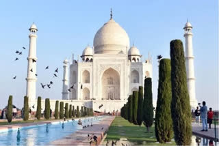 Taj Mahal gets property, water tax notices