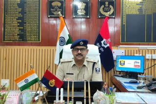 शिवहर में पुलिस ने विशेष अभियान चलाकर 38 शराब कारोबारी और शराबियों को पकड़ा