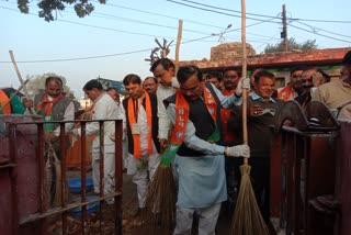 khajuraho vd sharma started cleanliness campaign