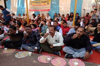 unique movement of health workers in guna