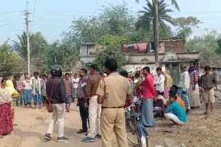 Agitation in front of ASHA worker house