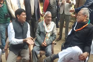 Murari Lal Meena demands CM Gehlo