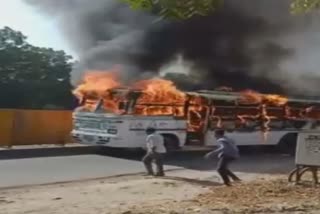 Bus parked in Jodhpur caught fire,  Kalyan Singh Kalvi Bus Stand
