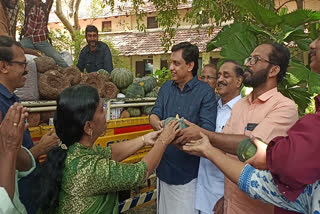 സംസ്ഥാന സ്‌കൂൾ കലോത്സവം  മലബാർ ക്രിസ്ത്യൻ കോളജ്  കലവറ നിറയ്ക്കൽ  പഴയിടം മോഹനന്‍ നമ്പൂതിരി  State School Arts Festival  School Arts Festival  മുഹമ്മദ് റിയാസ്  Muhammed Riyas