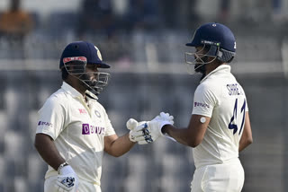 India vs Bangladesh  ഇന്ത്യ vs ബംഗ്ലാദേശ്  തകർന്നടിഞ്ഞ് ഇന്ത്യൻ ബാറ്റിങ് നിര  ഇന്ത്യ vs ബംഗ്ലാദേശ് ടെസ്റ്റ് പരമ്പര  India vs Bangladesh Test  India vs Bangladesh Test second test live score  India vs Bangladesh second test live score  ഇന്ത്യ  ബംഗ്ലാദേശ്