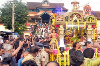 sabarimala ready to receive thanka anki procession  sabarimala thanka anki procession  thanka anki procession  മണ്ഡലപൂജയ്‌ക്കൊരുങ്ങി ശബരിമല  തങ്ക അങ്കി ഘോഷയാത്ര  മണ്ഡലപൂജ