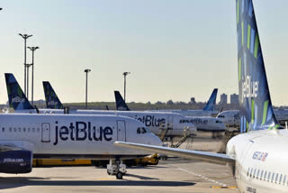 Smoking laptop forces JetBlue flight evacuation at New York Airport