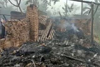 सीतामढ़ी में आग लगने से दो लोगों की मौत