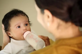 Obesity reduces milk production in women study  Obesity reduces milk production  milk production in women  അമിതവണ്ണം  Obesity  സ്‌ത്രീകളിലെ പാലുൽപ്പാദനം  സ്‌ത്രീകളിലെ പാലുൽപ്പാദനം കുറയാൻ കാരണം  സ്‌ത്രീകളിലെ പാലുൽപ്പാദനം എന്തുകൊണ്ട് കുറയുന്നു  മുലയൂട്ടലിന്‍റെ കാലയളവ്  മുലയൂട്ടൽ കുറയുമ്പോഴുണ്ടാകുന്ന ആരോഗ്യപ്രശ്‌നങ്ങൾ