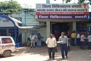 corona vaccine expiry date near in Dhamtari