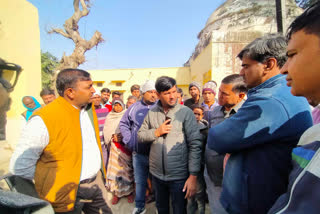 locals locked PHED office in Bharatpur as drinking water supply disturbed from 5 days