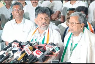 Sathish Jarakiholi, D K Shivakumar, Siddaramayya