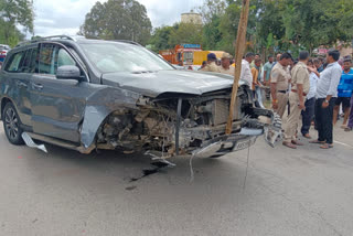 Prime Minister Modis Brother car met with an accident near mysuru