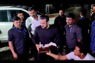 Salman Khan Celebrated his 57th Birthday