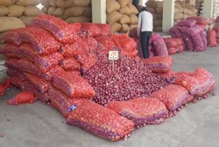 t Rajkot Rural Dhoraji Onion Farmer Not Satishfied For Onion Price In Marke