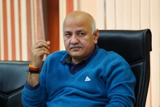 Sisodia reviewed projects of Delhi government