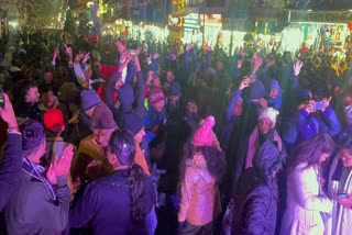 new year celebration on manali mall road