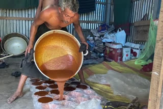 Bangladeshi man comes to Jalpaiguri to feed jaggery to villagers