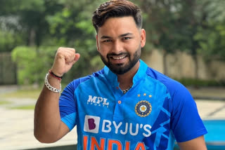 Rishabh pant car accident