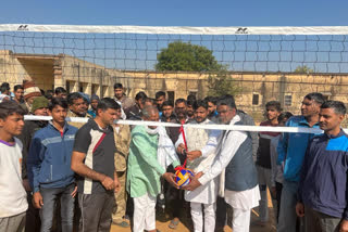 Volleyball competition in Jhunjhunu, winner to get Rs 11000 while runner up to get Rs 5100