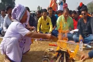 priest of dhabaleswar temple